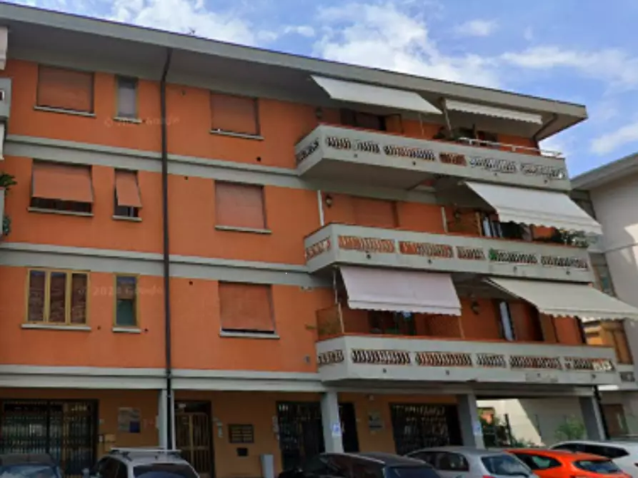 Immagine 4 di Negozio in vendita  in Via Camillo Benso Conte di Cavour a Monsummano Terme