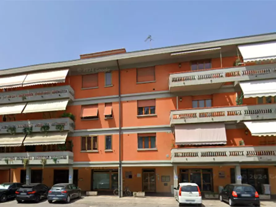 Immagine 6 di Negozio in vendita  in Via Camillo Benso Conte di Cavour a Monsummano Terme