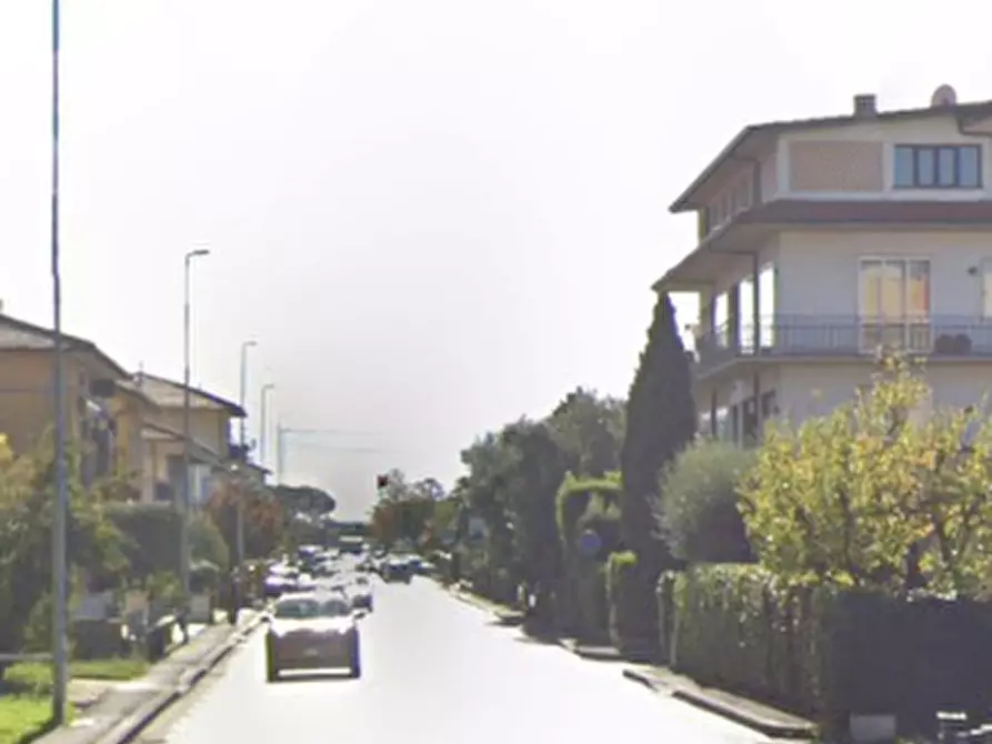 Immagine 9 di Negozio in vendita  in Via Camillo Benso Conte di Cavour a Monsummano Terme