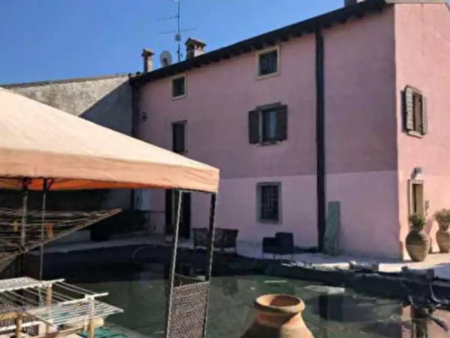 Immagine 11 di Villa in vendita  in Via Canova a Zevio