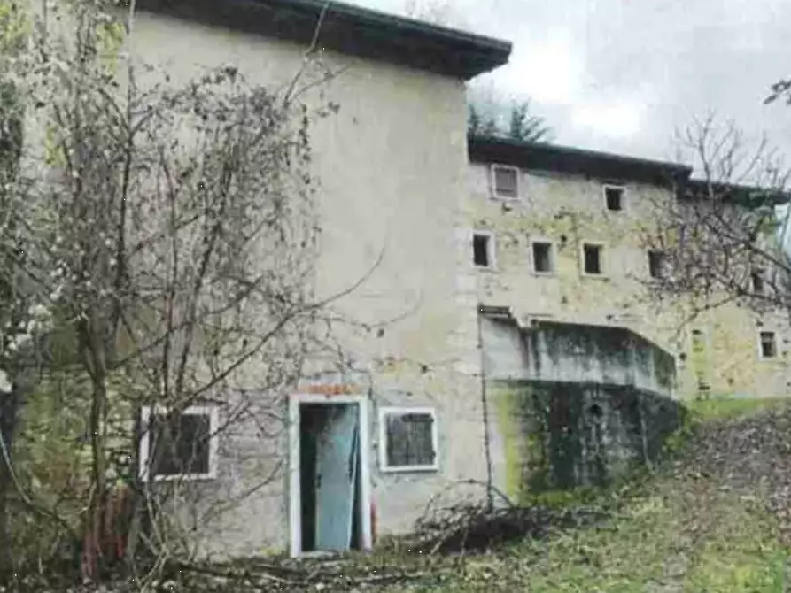 Immagine 2 di Casa indipendente in vendita  in Località Burgagnani a Badia Calavena