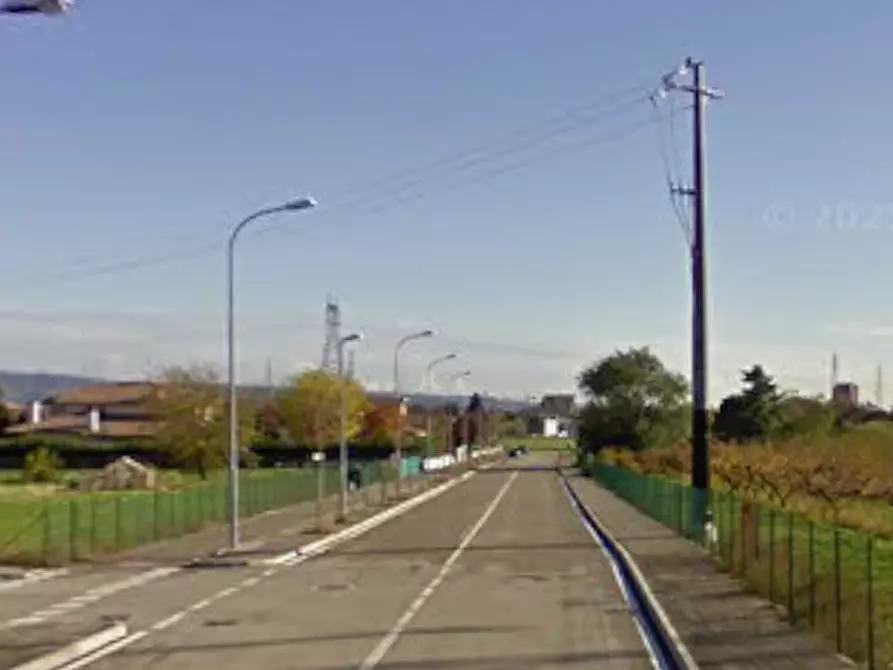 Immagine 7 di Casa bifamiliare in vendita  in Via Risorgimento a Bussolengo