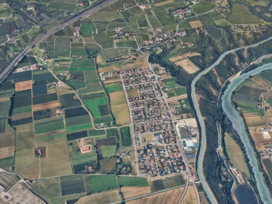 Immagine 12 di Casa bifamiliare in vendita  in Via Risorgimento a Bussolengo