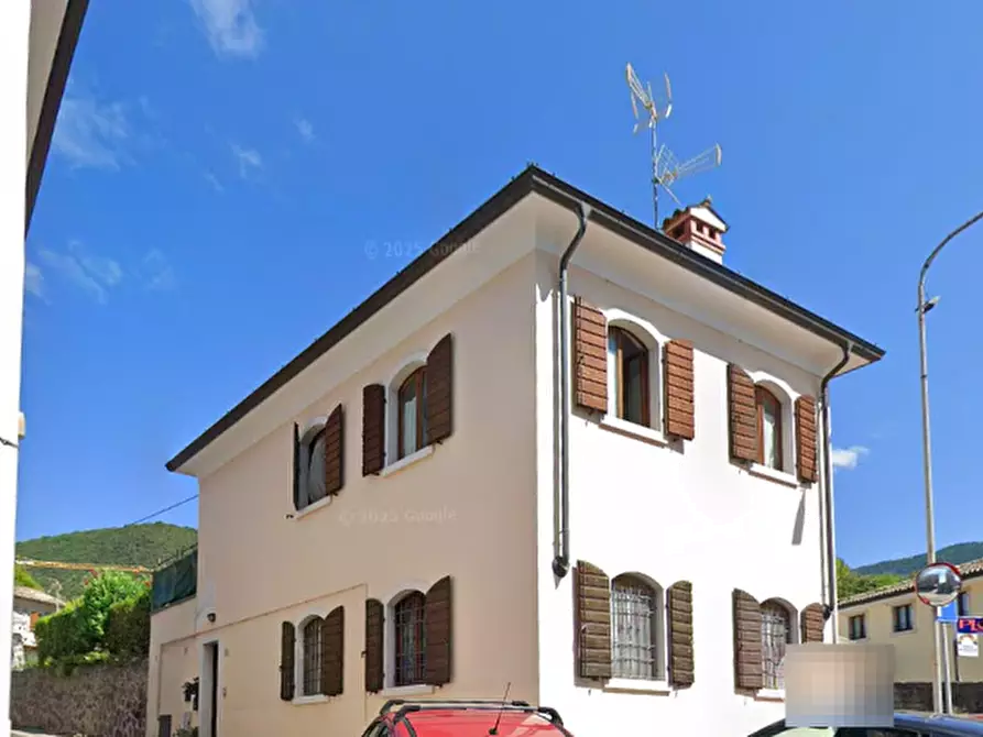 Immagine 8 di Ufficio in vendita  in Via Corrubio a Caprino Veronese