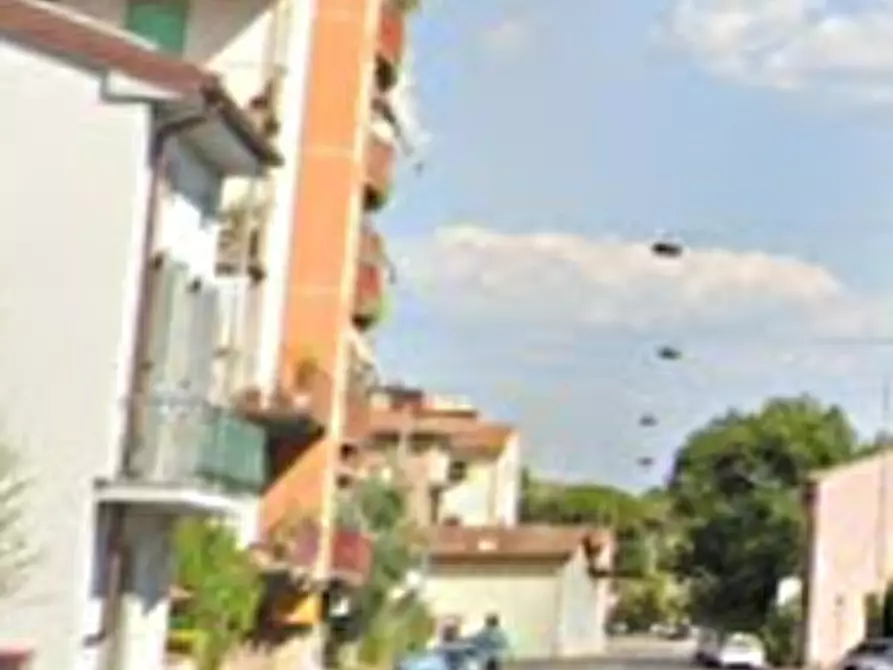 Immagine 6 di Laboratorio in vendita  in via Giovanni Bertini  a Prato