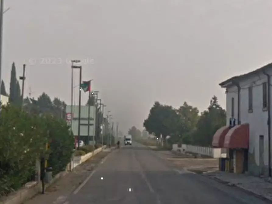 Immagine 10 di Appartamento in vendita  in Via Virgiliana a Trevenzuolo