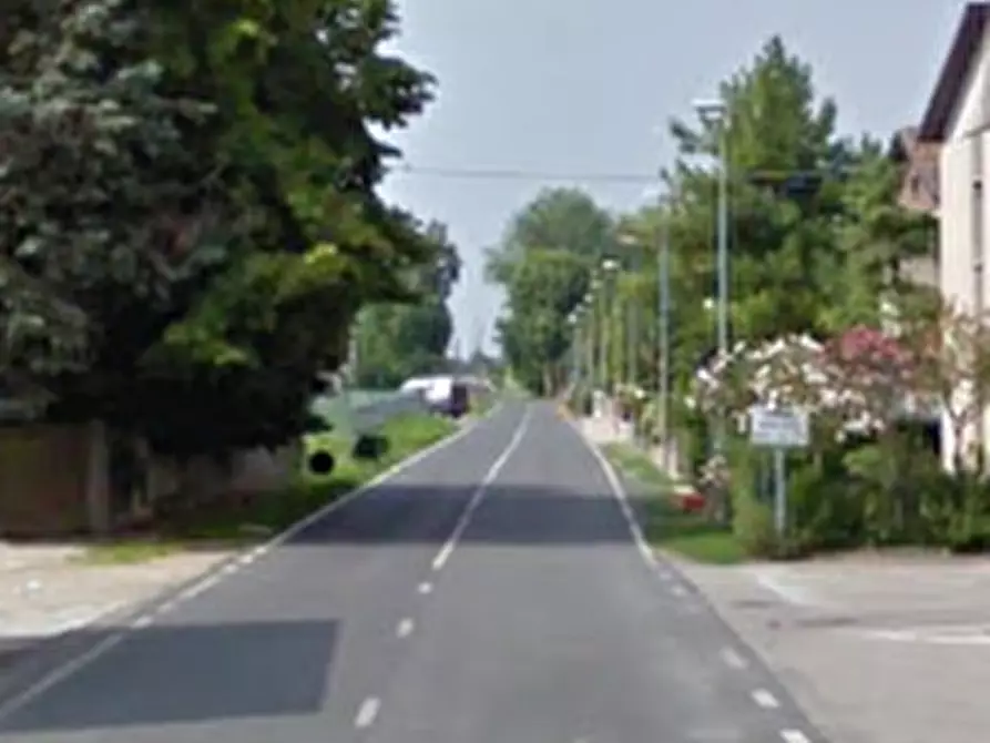 Immagine 11 di Appartamento in vendita  in Via Virgiliana a Trevenzuolo