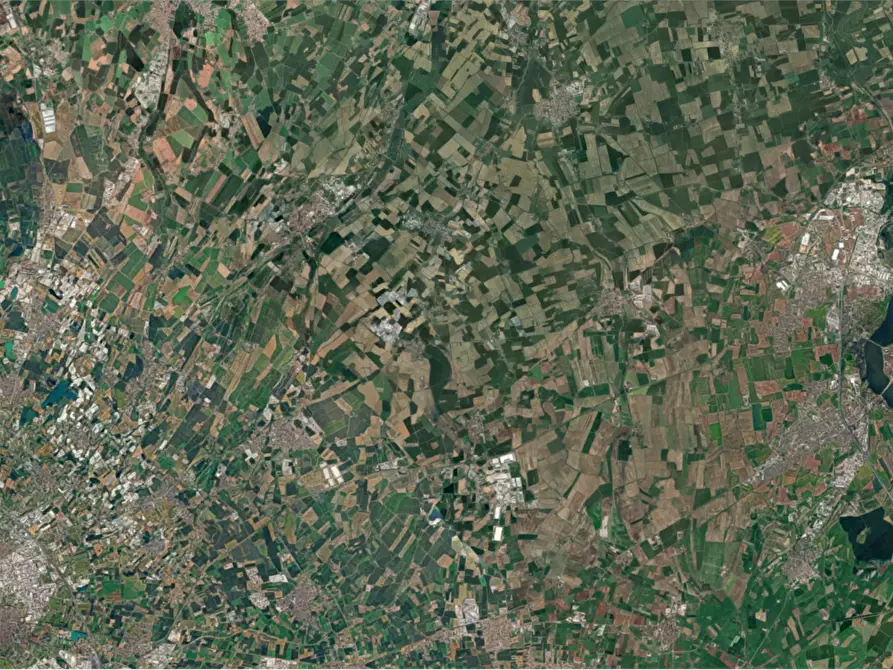 Immagine 16 di Appartamento in vendita  in Via Virgiliana a Trevenzuolo