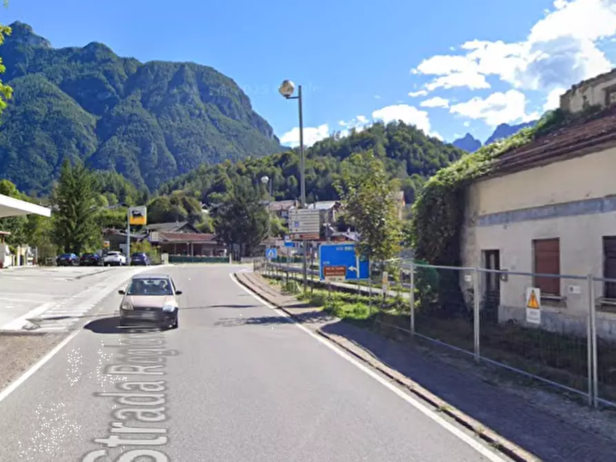 Immagine 8 di Garage in vendita  in Via Cesare Battisti a Agordo