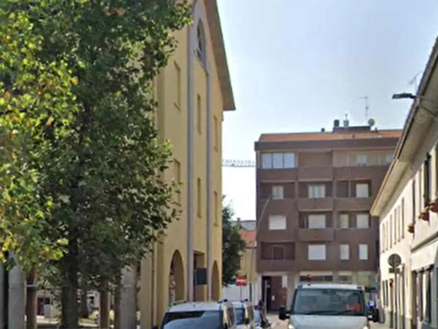 Immagine 25 di Appartamento in vendita  in Via Cristoforo Colombo a Legnano