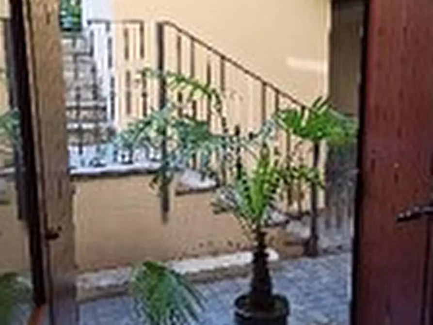 Immagine 10 di Appartamento in vendita  in Via S. Carlo a Verano Brianza