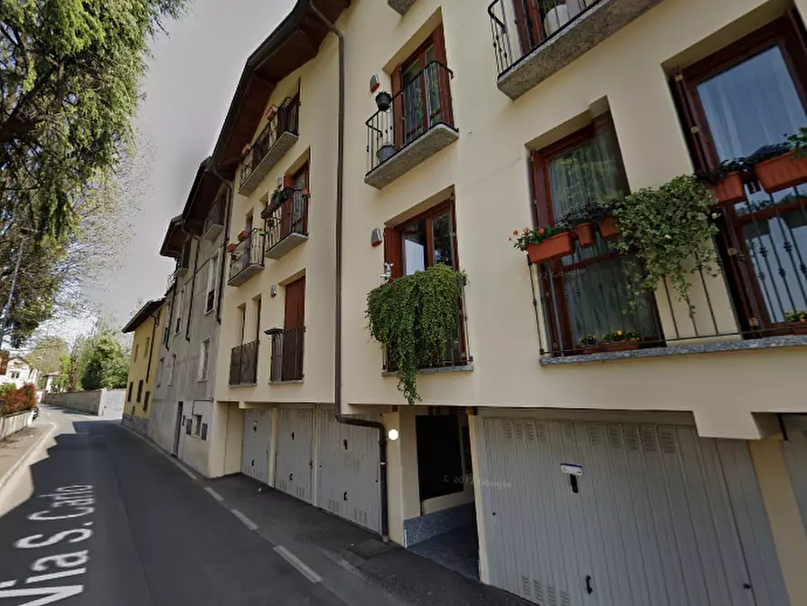 Immagine 15 di Appartamento in vendita  in Via S. Carlo a Verano Brianza