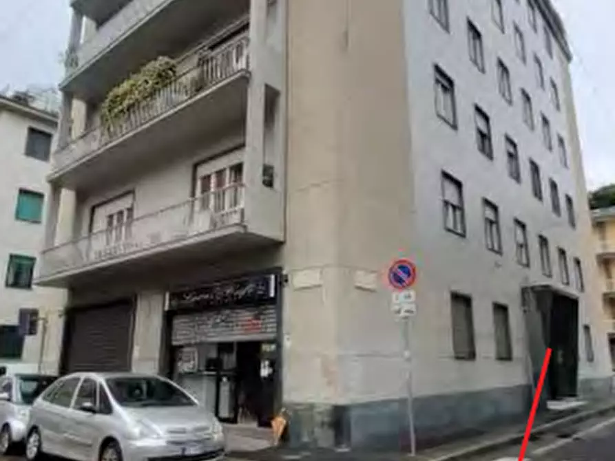 Immagine 1 di Negozio in vendita  in Via del Don  a Milano