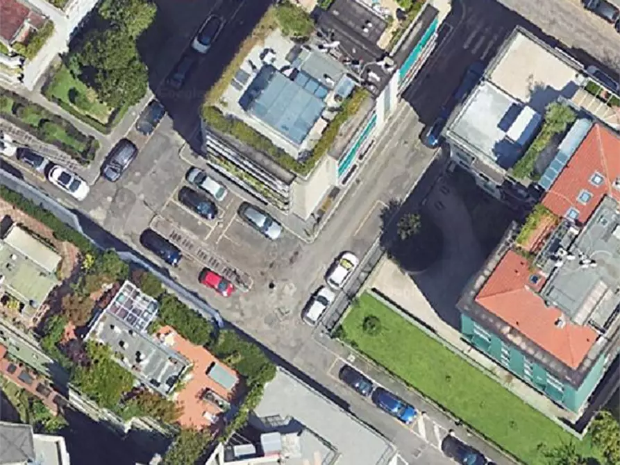 Immagine 7 di Negozio in vendita  in Via del Don  a Milano