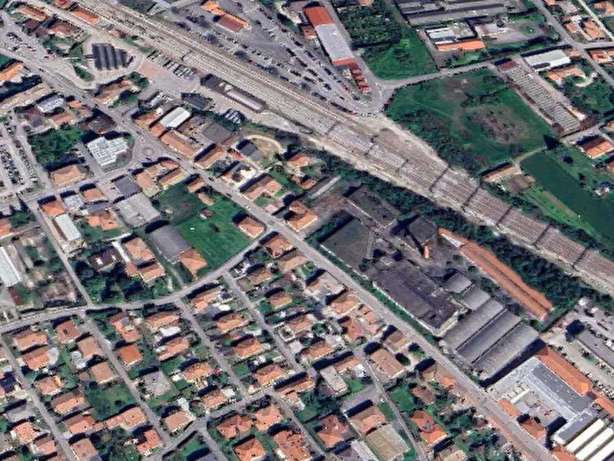 Immagine 10 di Negozio in vendita  in Via Risorgimento a Montebelluna