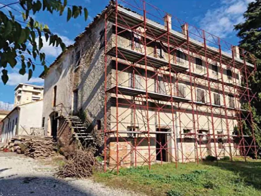 Immagine 9 di Villa in vendita  in Corso Giuseppe Mazzini a Montebelluna