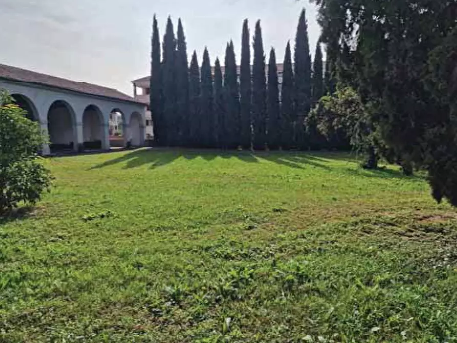 Immagine 23 di Villa in vendita  in Corso Giuseppe Mazzini a Montebelluna