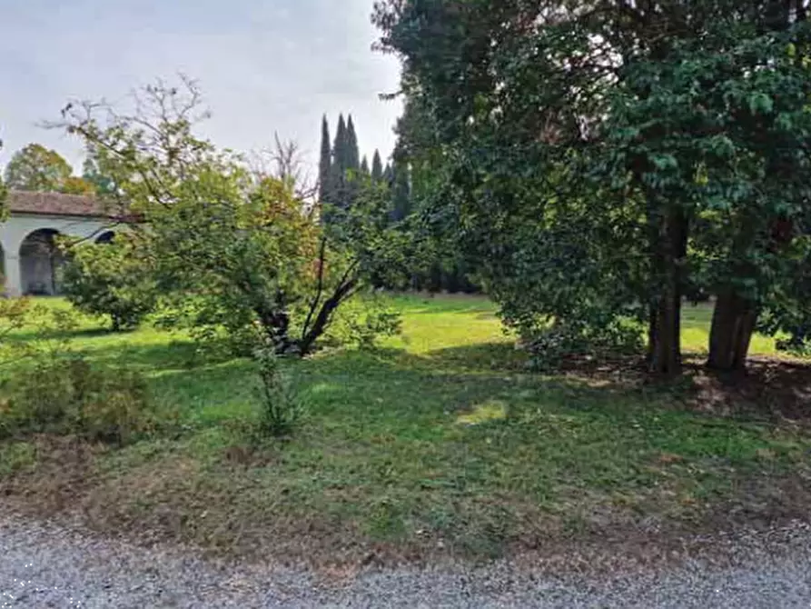 Immagine 24 di Villa in vendita  in Corso Giuseppe Mazzini a Montebelluna