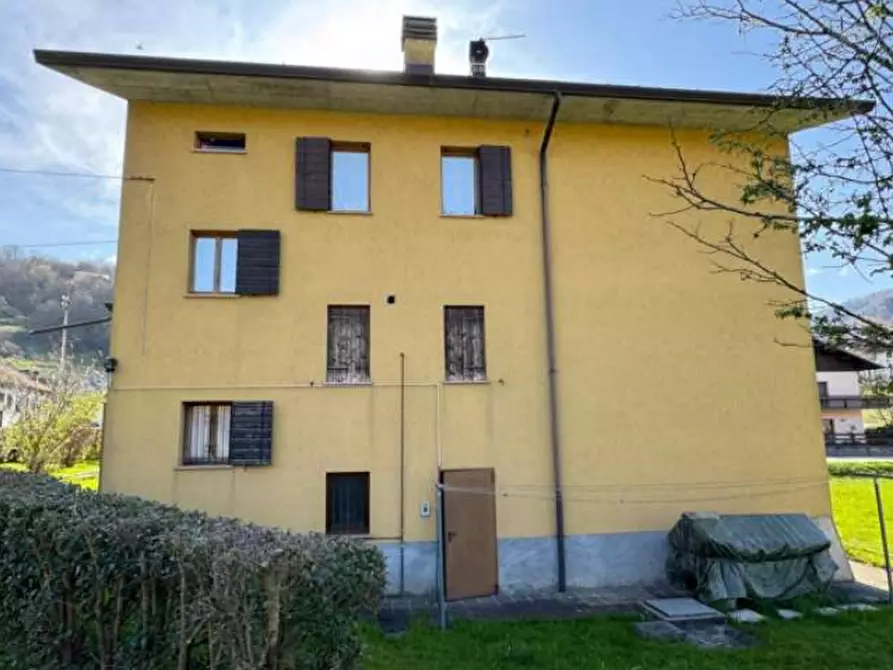 Immagine 2 di Appartamento in vendita  in Via Monte Cavallo a Alpago