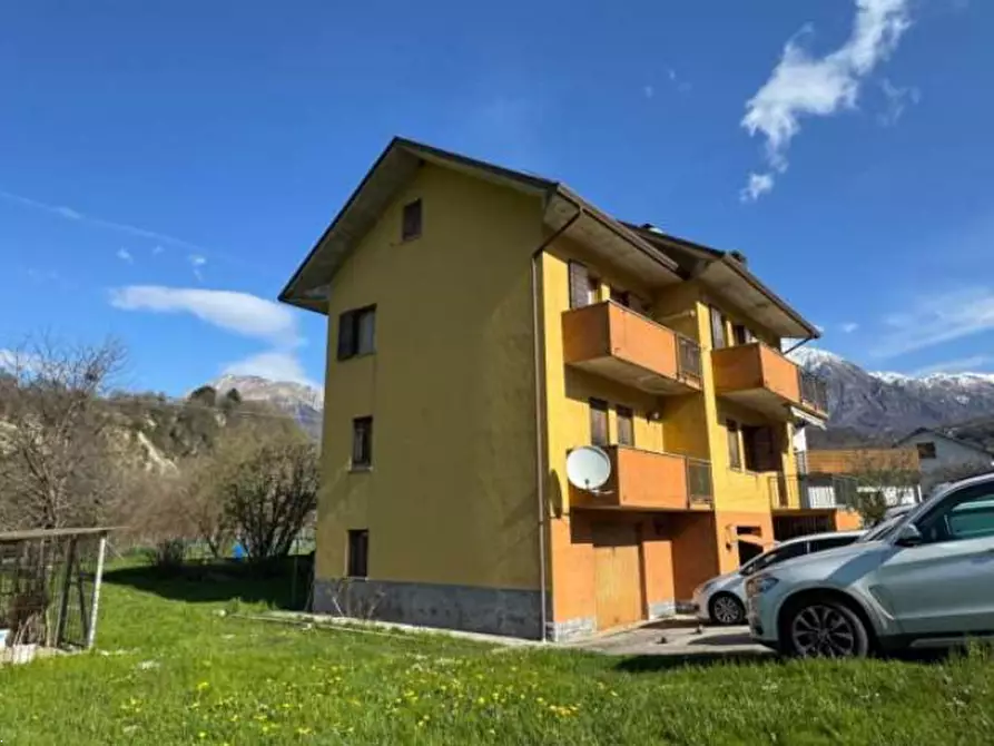 Immagine 3 di Appartamento in vendita  in Via Monte Cavallo a Alpago