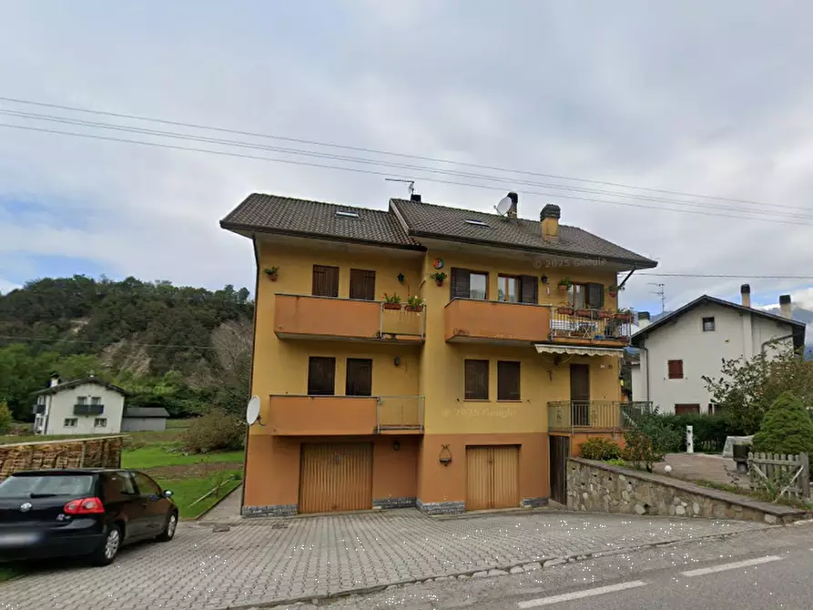 Immagine 10 di Appartamento in vendita  in Via Monte Cavallo a Alpago