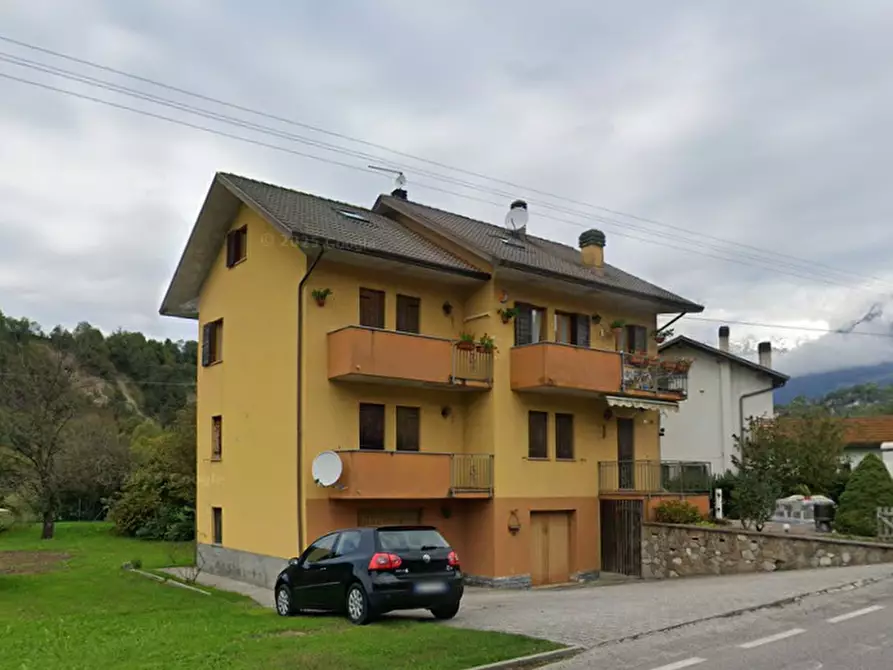 Immagine 11 di Appartamento in vendita  in Via Monte Cavallo a Alpago