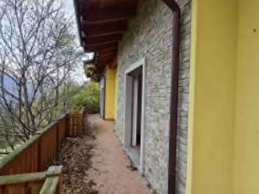 Immagine 4 di Appartamento in vendita  in Via Camarelli a San Giovanni Bianco