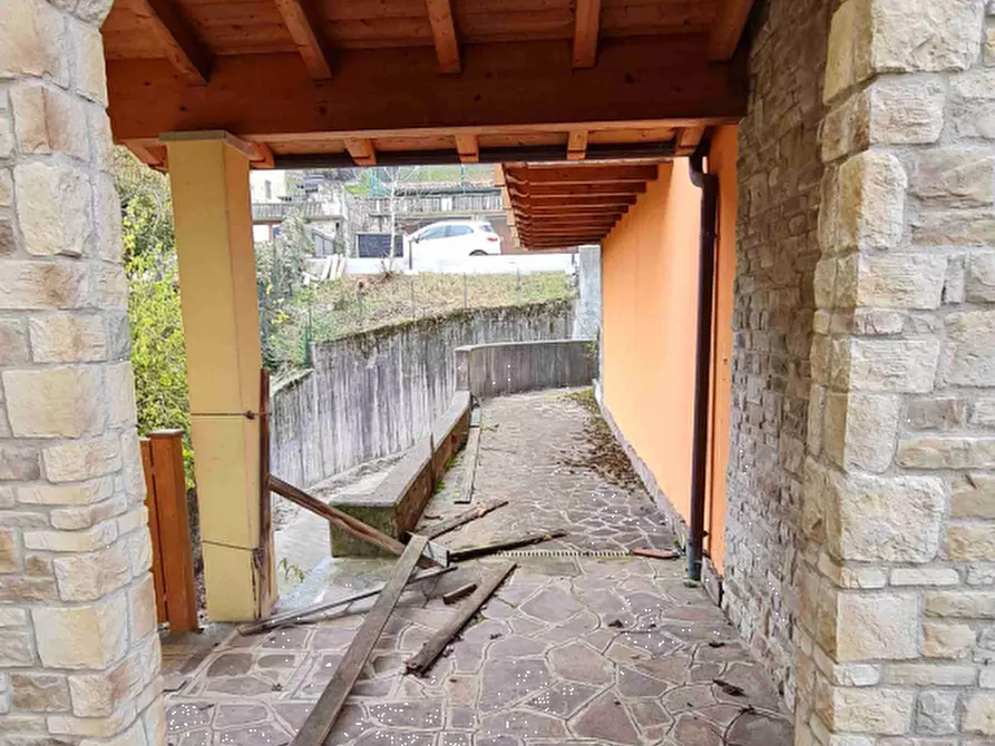 Immagine 8 di Appartamento in vendita  in Via Camarelli a San Giovanni Bianco