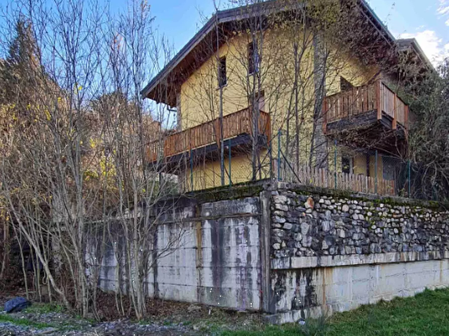 Immagine 14 di Appartamento in vendita  in Via Camarelli a San Giovanni Bianco