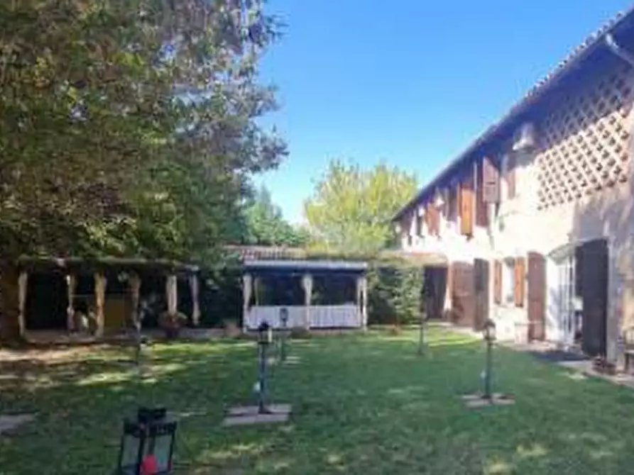 Immagine 15 di Stabile in vendita  in Via Mino  a Minerbio