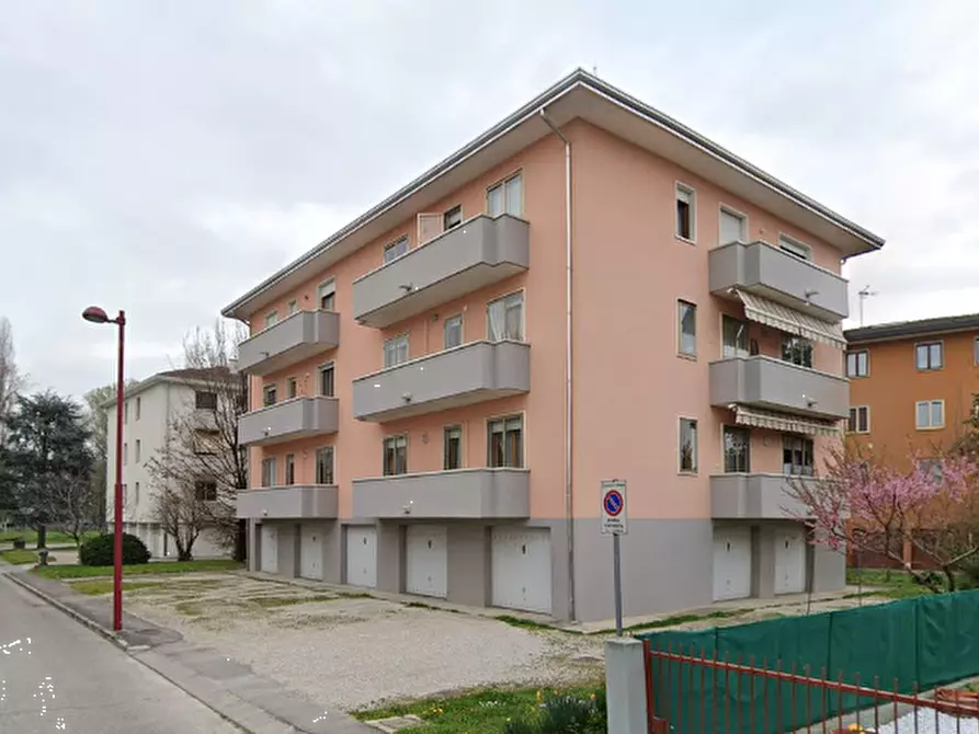 Immagine 4 di Appartamento in vendita  in Via Bragni  a Cadoneghe