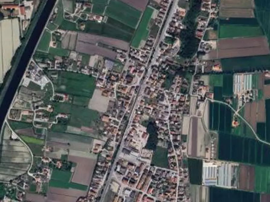 Immagine 17 di Appartamento in vendita  in Via Cannoni a Chioggia