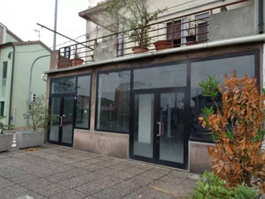 Immagine 27 di Appartamento in vendita  in Via Cannoni a Chioggia