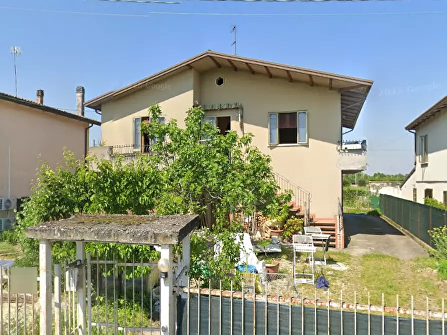Immagine 1 di Casa indipendente in vendita  in Via Piovese a Sant'angelo Di Piove Di Sacco