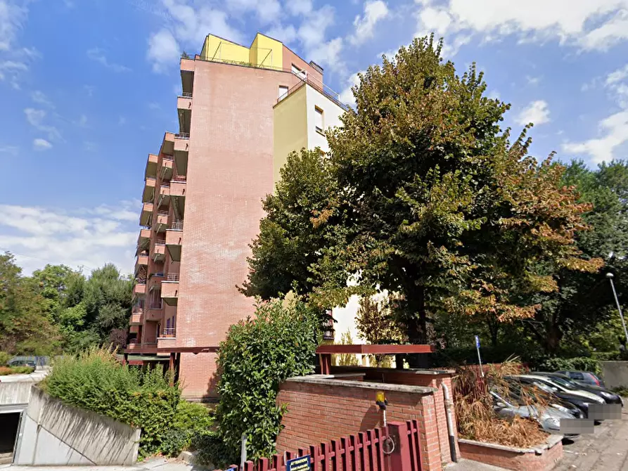 Immagine 1 di Appartamento in vendita  in via dei Maceri a Bologna