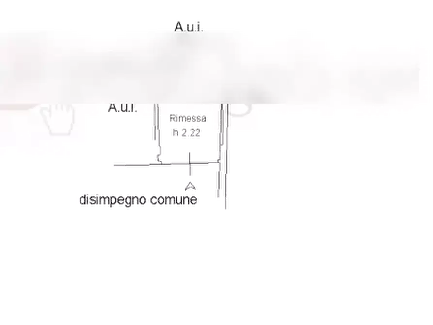 Immagine 7 di Garage in vendita  in Via Isabella D'Este a Mantova