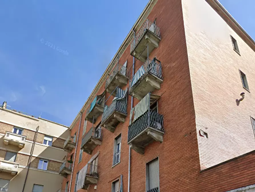 Immagine 2 di Appartamento in vendita  in Piazza Crispi  a Torino