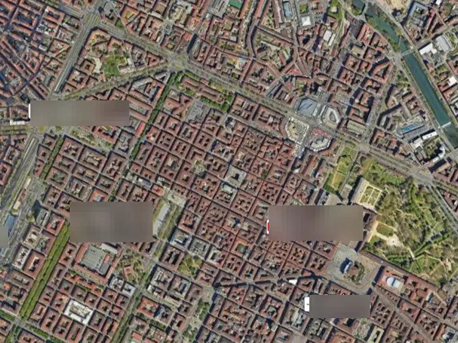 Immagine 14 di Negozio in vendita  in Piazza Savoia a Torino