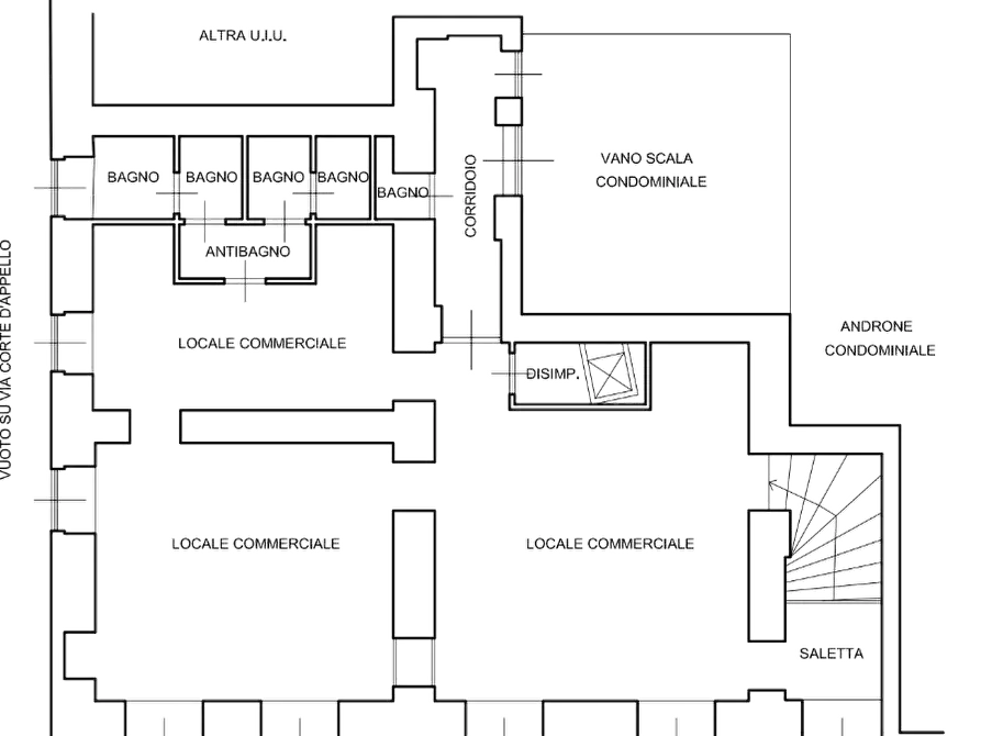 Immagine 19 di Negozio in vendita  in Piazza Savoia a Torino