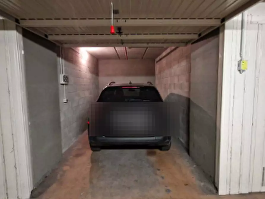 Immagine 1 di Garage in vendita  in Piazza Adriano a Torino