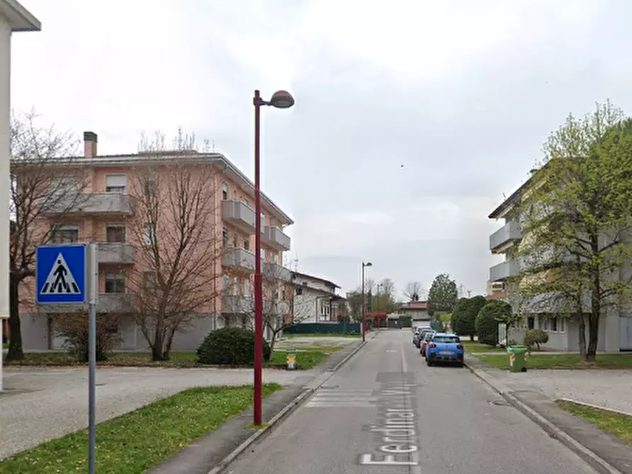 Immagine 6 di Magazzino in vendita  in Via Colotti  a Padova