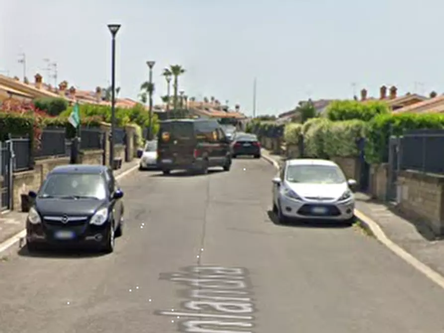 Immagine 10 di Villetta a schiera in vendita  in Via Finlandia a Albano Laziale