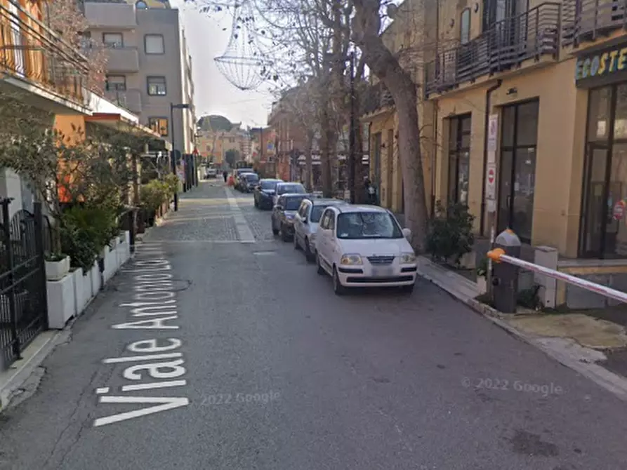 Immagine 9 di Hotel in vendita  in Viale Antonio Locatelli a Rimini