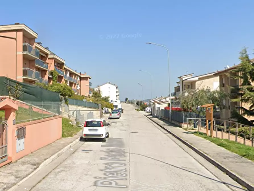 Immagine 10 di Appartamento in vendita  in Via Pietro Paolo Rubens a Fermo