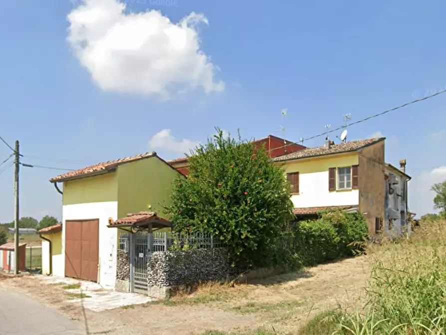 Immagine 14 di Porzione di casa in vendita  in Via Greppo a Monticelli D'ongina