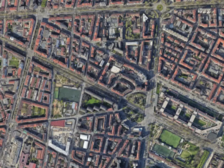 Immagine 2 di Garage in vendita  in Piazza Adriano a Torino