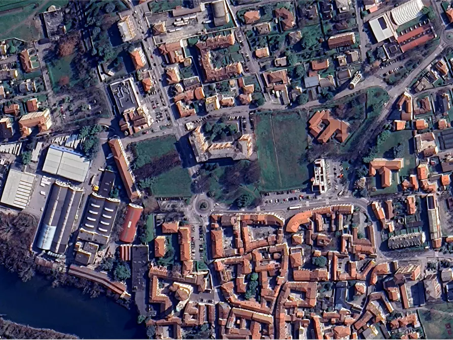 Immagine 18 di Appartamento in vendita  in Via Bergamo a Canonica D'adda