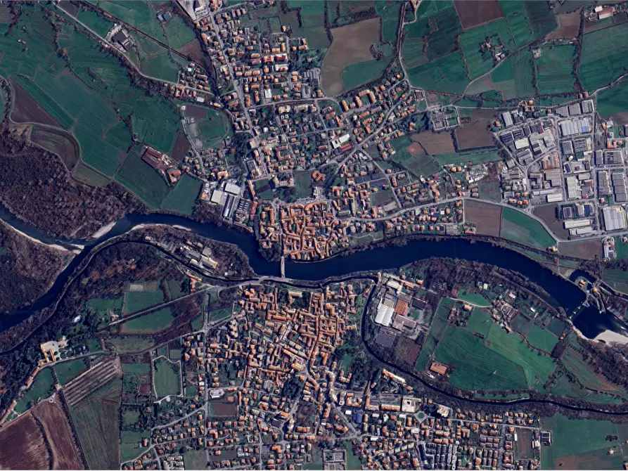 Immagine 19 di Appartamento in vendita  in Via Bergamo a Canonica D'adda