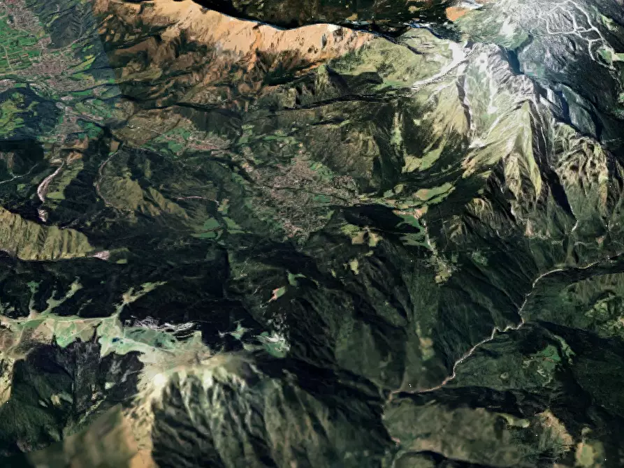 Immagine 9 di Garage in vendita  in Via Antonio Locatelli a Castione Della Presolana