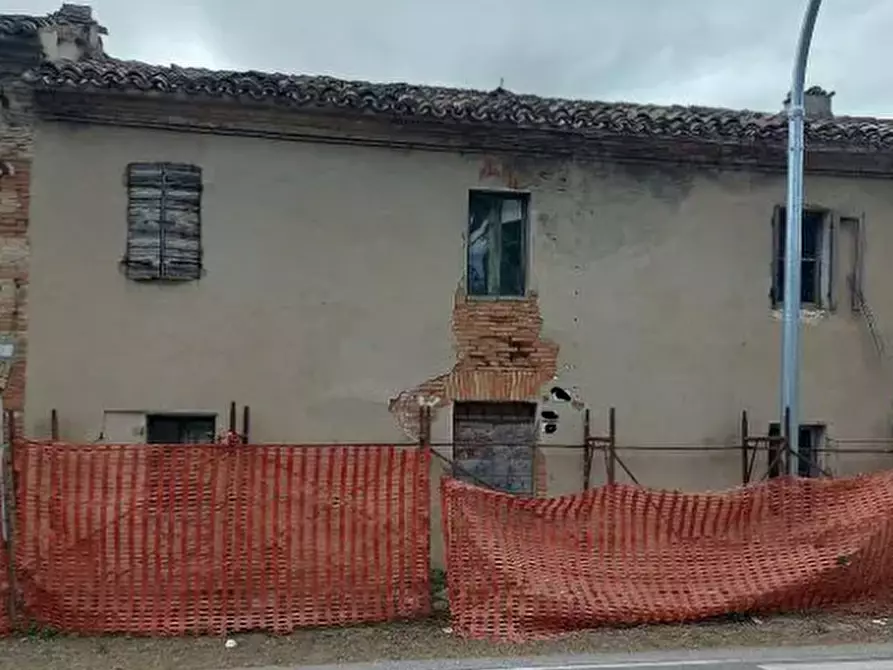 Immagine 2 di Casa indipendente in vendita  in Via Risaia a Montelabbate